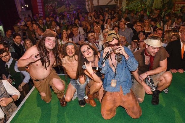 Rednex with Nika Karch (C).