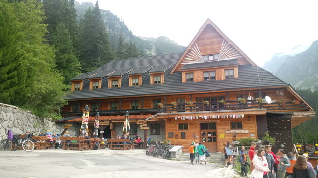 The chalet near Popradské Pleso lake.