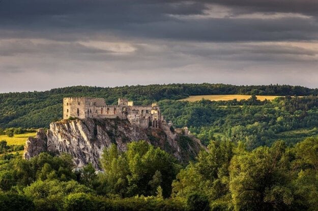 Beckov castle