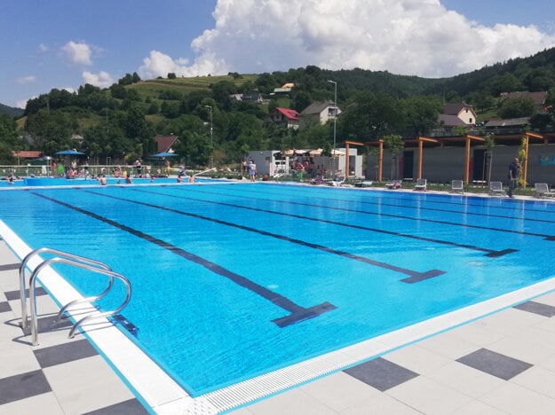 An outdoor swimming pool in Hriňová, near Detva, was reopened in 2021 after more than two decades.