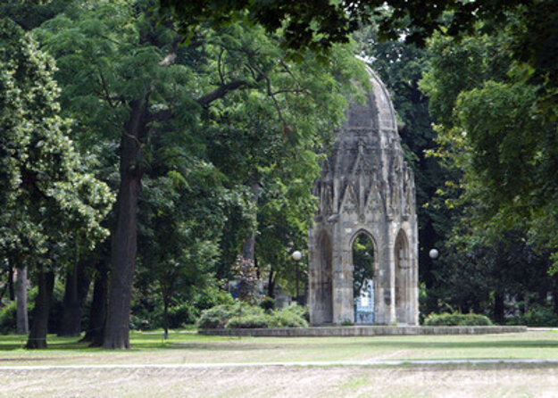 Janko Kráľ Orchard