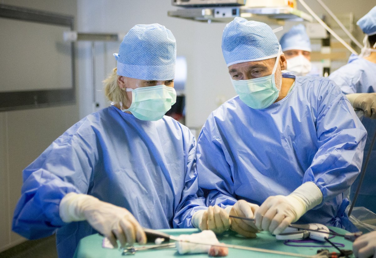 slovak healthcare needs thousands of medical workers