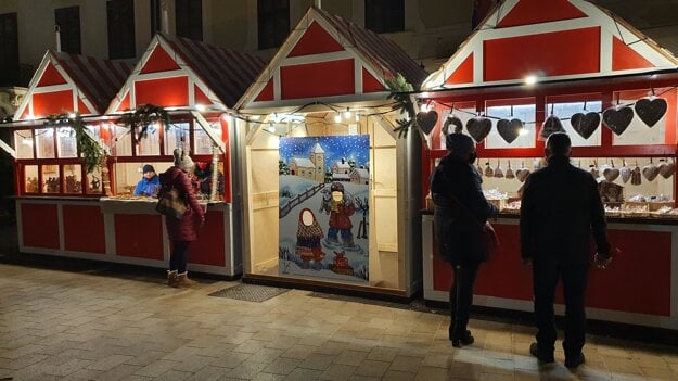 ÚĽUV stalls on Main Square 