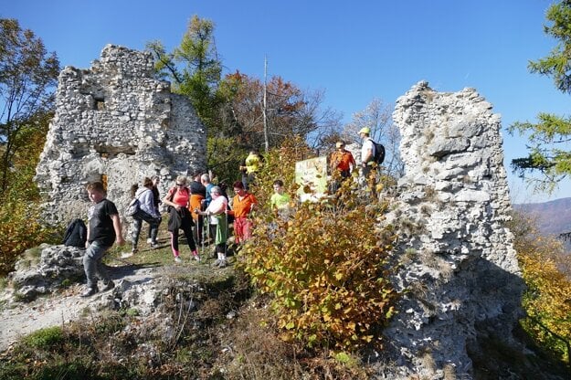 Tourists at Zniev Castle.