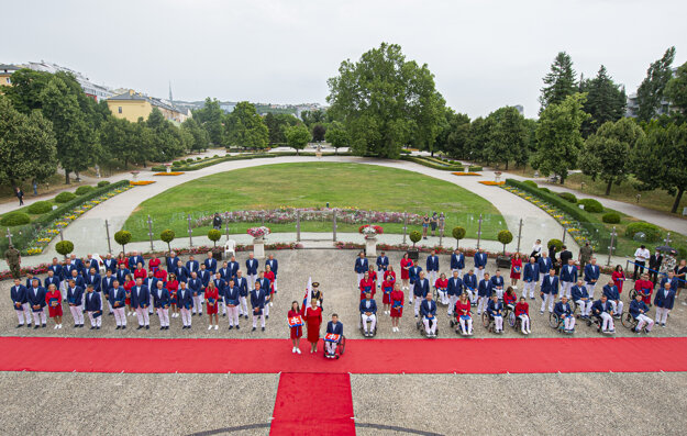 Slovak athletes representing Slovakia at the Olympics in Tokyo took a joint oath at presence of President Zuzana Čaputová.