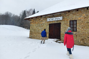 A pub is one of 50 buildings that can be found in the open-air museum branch of the Museum of Ukrainian Culture in Svidník.