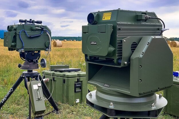 Falcon 4G is a device for remote detection of chemical gases in the air.