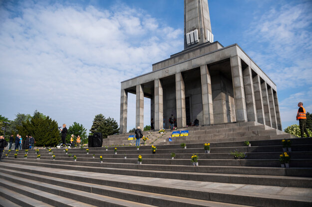The names of the fallen were read on the Day of Victims of Russian Fascism on May 9, 2022, at the Slavín war memorial in Bratislava.