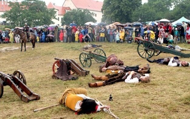 Previous edition of Rotenstein festival at Červený Kameň Castle