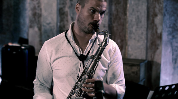 Nikolaj Nikitin on saxophone