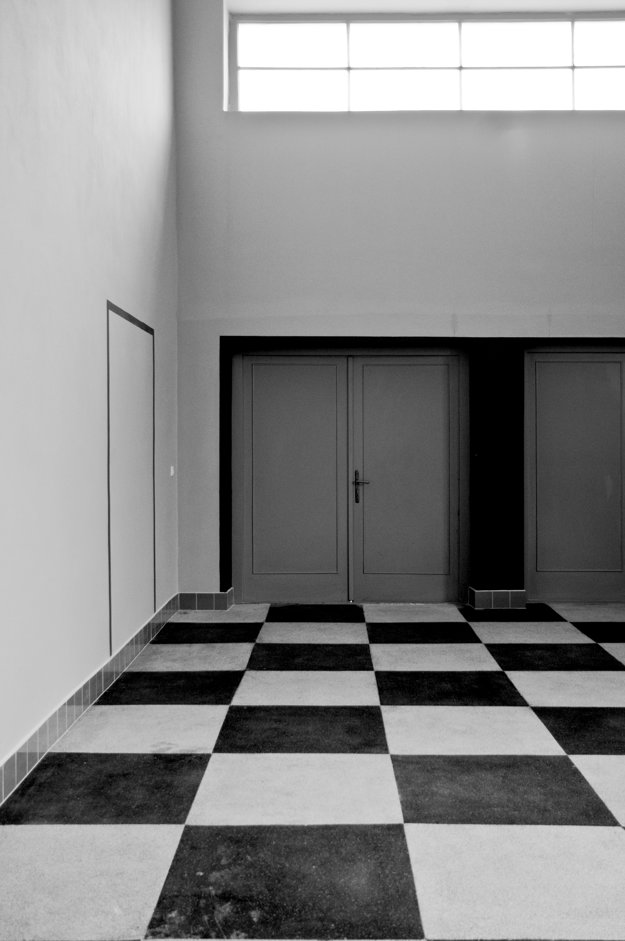 Friedrich Weinwurm: Ceremonial Hall at a Jewish Cemetery, Bratislava; 1930.
