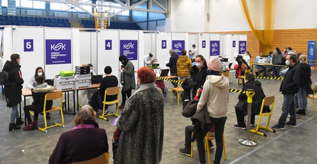 People queuing for the vaccination in Košice.