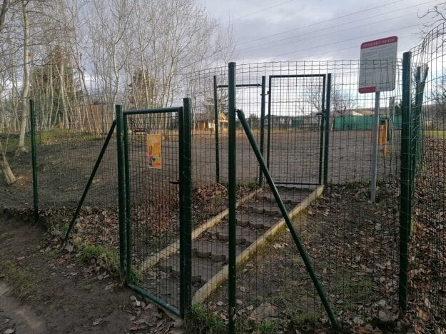 Who let the dogs out? The dog park on Dražická Street in Bratislava's Dúbravka borough.