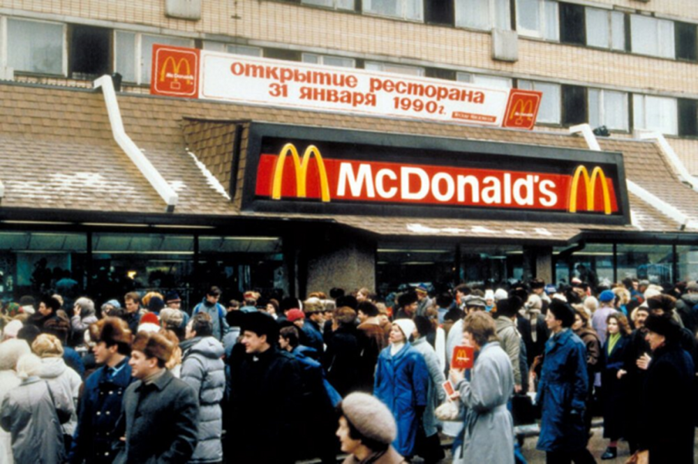 McDonald’s first branch in Moscow in 1990 