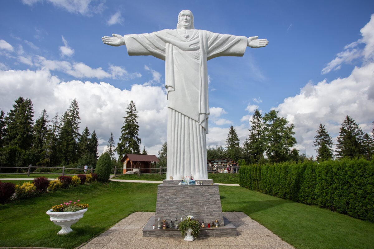 News digest: Will Jesus become the king of Slovakia? - The Slovak Spectator