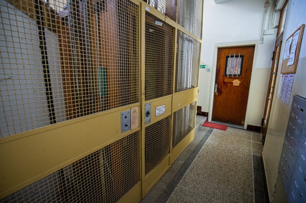 An old elevator in which the tragedy happened a year ago.