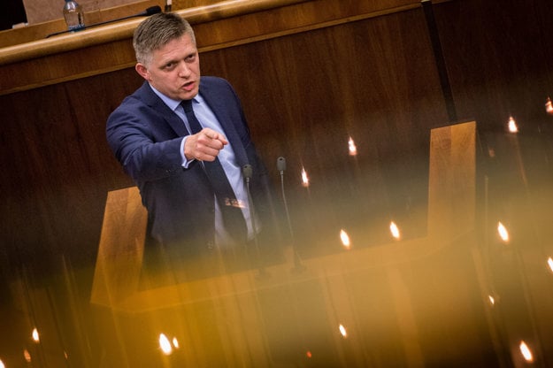 Robert Fico in parliament