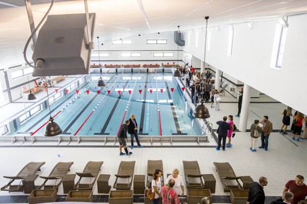 The new 25-metre swimming pool in Petržalka.