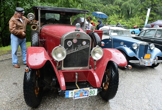 Vintage cars draw attention, illutsrative stock photo.