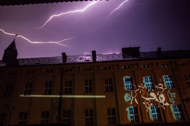 Light installation at 4 Živly