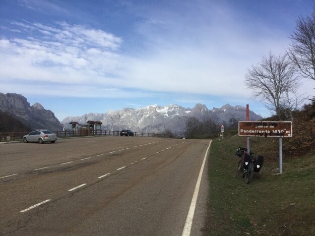 The Picos de Europa on bicycle