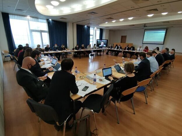 Pandemic commission in session on Friday, September 25.