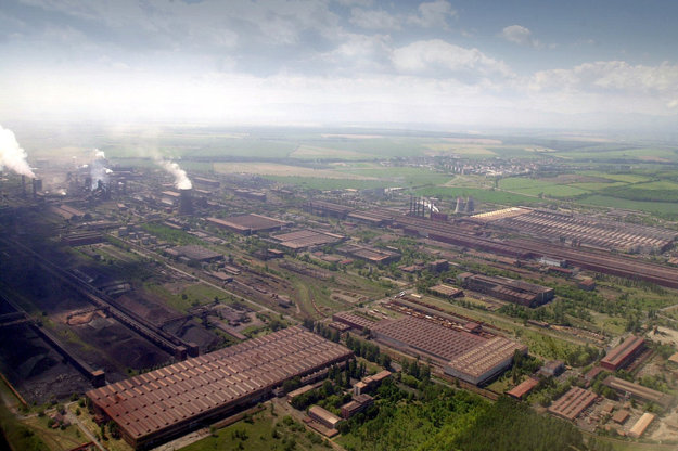 Aerial view of USSK in 2001.