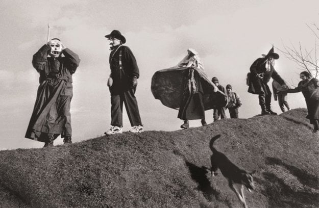 M. Luskačová - Carnival of the Roztoč group from Roztoky, 2000