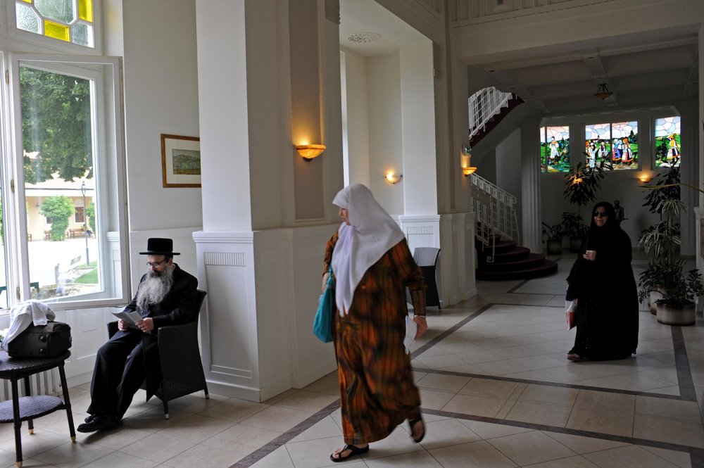 A spa is a place where nations can meet - Thermia Palace, Spa Piešťany