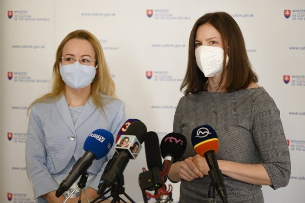 Culture Minister Natália Milanová (right).