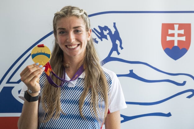Emma Zapletalová won gold medal at U-23 European championship in Tallin.