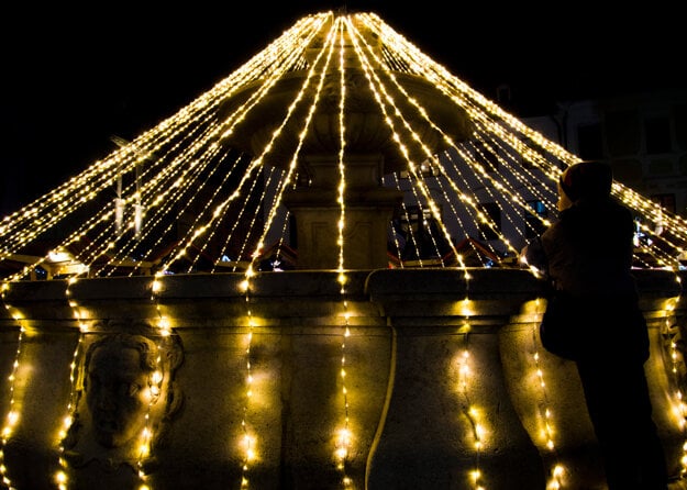 Roland's Fountain in Bratislava during the 2018 Christmas markets in Bratislava.