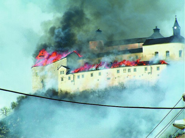 Krásna Hôrka Castle ablaze. 