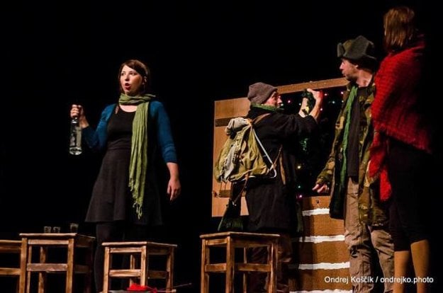 Kukucheers, the Bridgin' Drama theatre