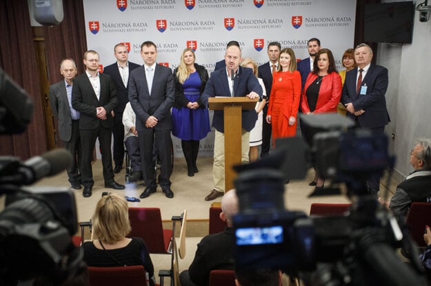 Marian Kotleba in the middle