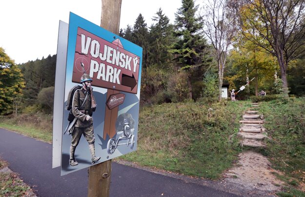 A military park near Ružomberok takes people back to the 1944 Slovak National Uprising. The park is situated on the popular cycling route from Ružomberok to Korytnica.