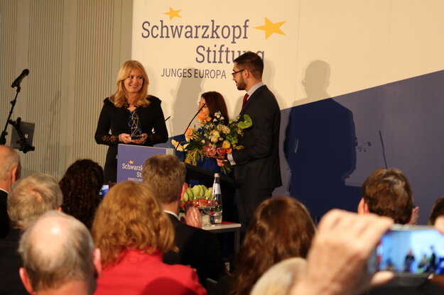 On January 24, 2023, President Zuzana Čaputová received the Schwarzkopf European Award in Berlin. In her speech, she drew attention to the increasing polarisation in society and appealed for a return to values.