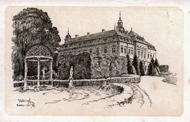 A Bernolákovo mansion near Bratislava as pictured on a 1925 postcard.