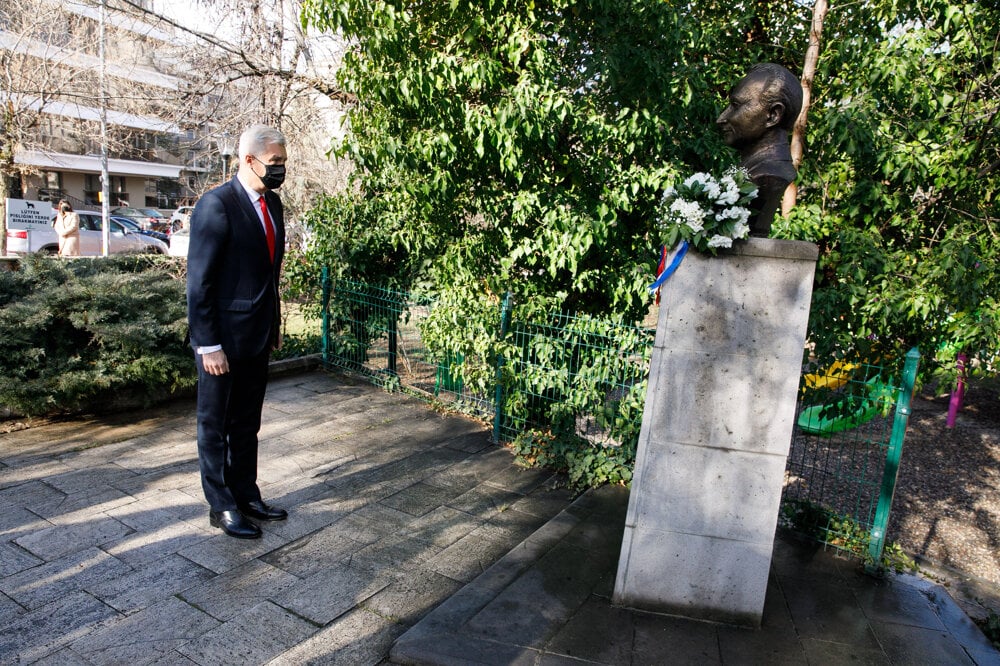 Foreign Affairs Minister Ivan Korčok (SaS nominee) began his working trip to Turkey by laying a wreath at the bust of Alexander Dubček, one of the main protagonist of the 1968 Prague Spring.