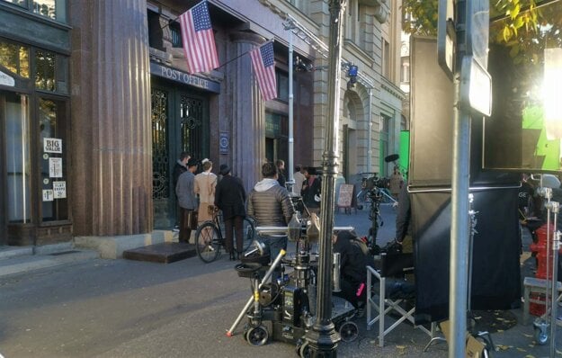 Several scenes for 'The Performance' were filmed outside the Culture Ministry building on November 7.