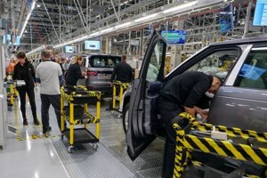 Some Slovak carmakers, including Nitra-based Jaguar Land Rover, were forced to suspend production.