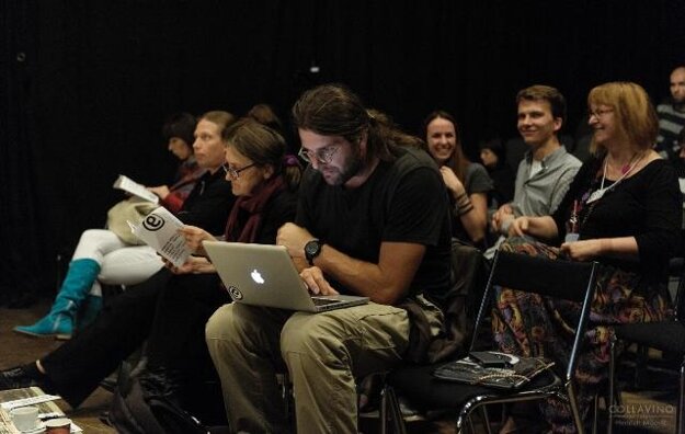Honorary guests were seated among the audiences.