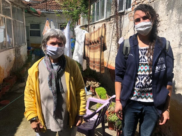 During the first wave of COVID-19, Arancha joined the initiative