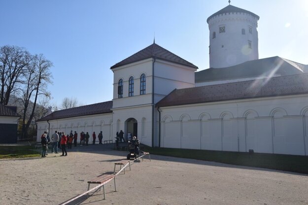 Mass testing for the coronavirus at the Budatín Castle in Žilina.