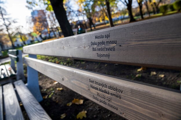 The bench features lines from Žbirka's song The City Sleeps.