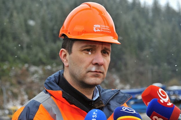 Milan Gajdoš making on-site audit at highway construction.