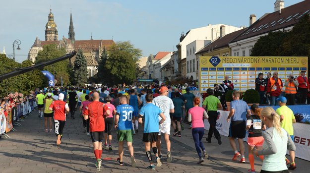 Marthon runners filled the streets of Košice.
