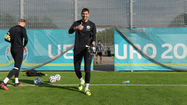 Slovak goalkeeper Dušan Kuciak.