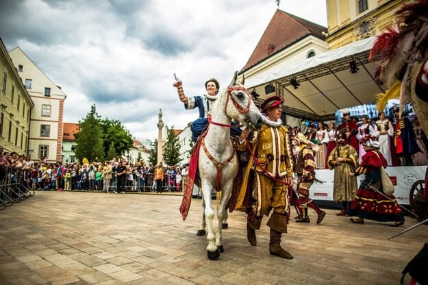The coronation parade