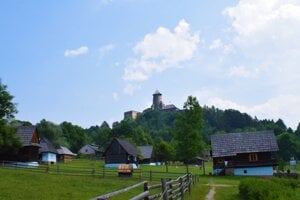 Open-air museum under Stará Ľubovňa Castle.